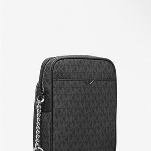 CrossBody MK